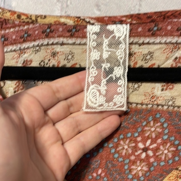 SADIE and Sage Top Size Small Bell Sleeve Prairie Rustic Peasant Boho - Picture 8 of 10